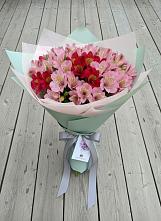 Букет цветов из:  Альстромерии #REPLACE_PRED# Струбково