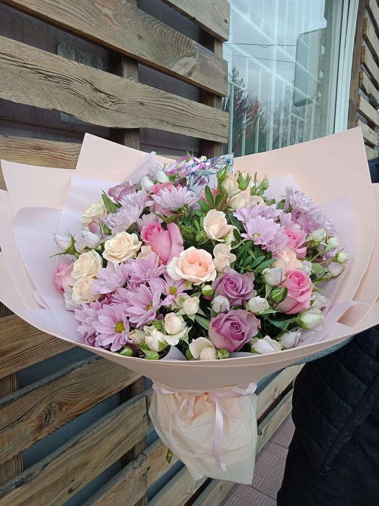 Букет цветов из: Розы и Хризантемы в Струбково