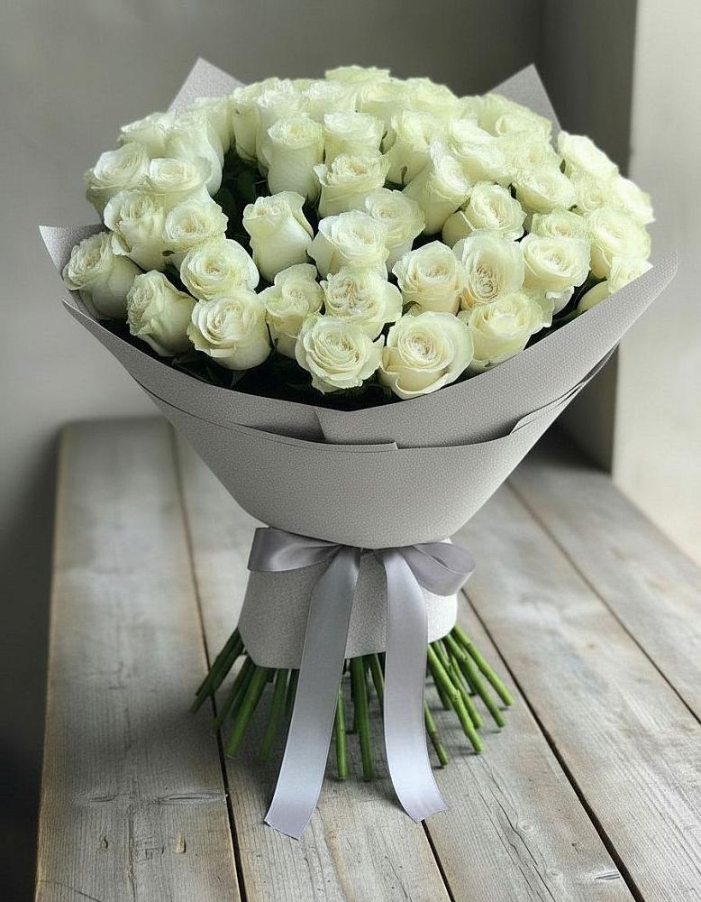Букет 35 Белых роз в Струбково