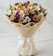 Букет цветов из:  Альстромерии в Струбково