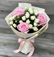 Букет цветов из:  Розы в Струбково