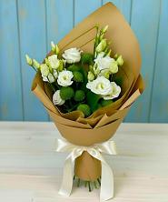 Букет цветов из:  Хризантемы и Лизиантусы в Струбково