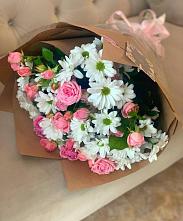 Букет цветов из:  Розы и Хризантемы в Струбково