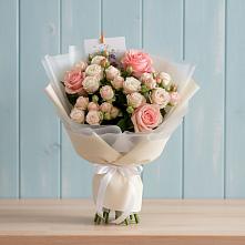 Букет цветов из:  Розы в Струбково